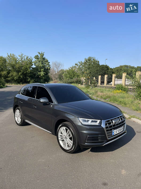 Внедорожник / Кроссовер Audi Q5 2018 в Черкассах