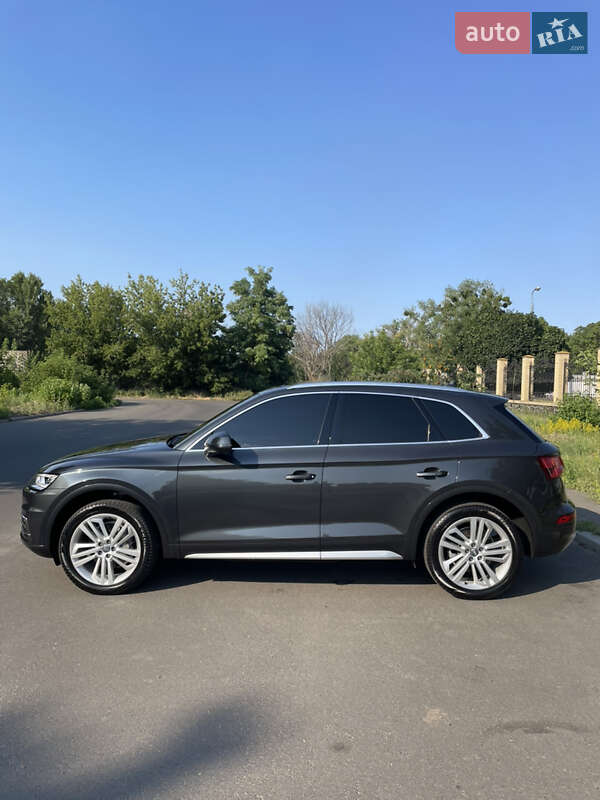 Внедорожник / Кроссовер Audi Q5 2018 в Черкассах