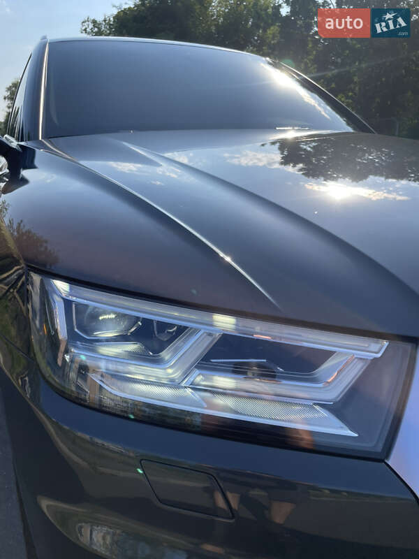 Внедорожник / Кроссовер Audi Q5 2018 в Черкассах
