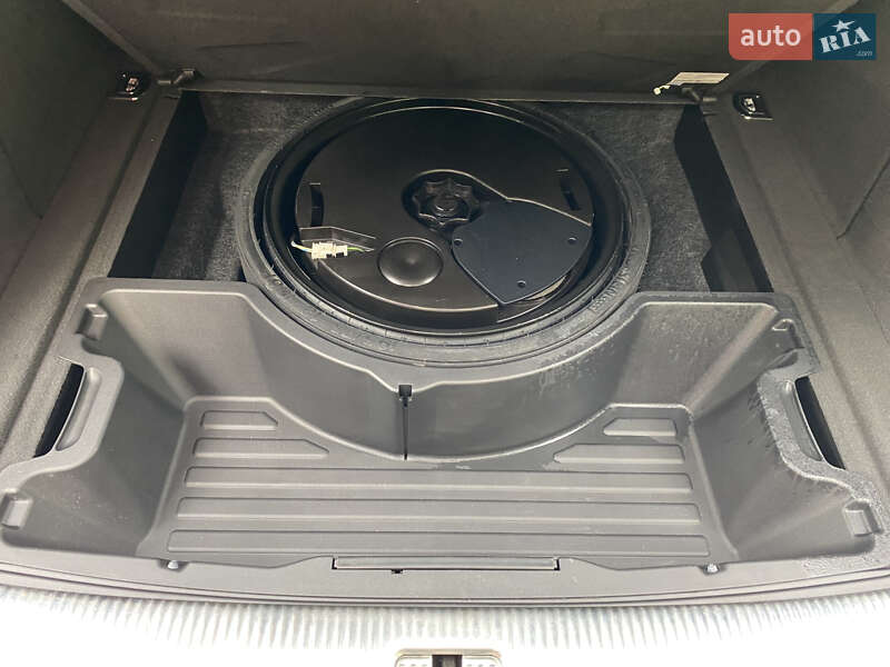 Внедорожник / Кроссовер Audi Q5 2013 в Львове