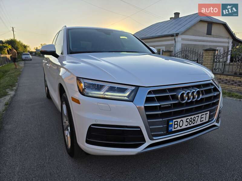Позашляховик / Кросовер Audi Q5 2018 в Тернополі