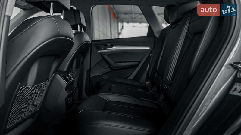 Позашляховик / Кросовер Audi Q5 2018 в Рівному