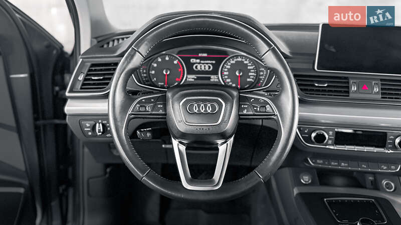 Позашляховик / Кросовер Audi Q5 2018 в Рівному
