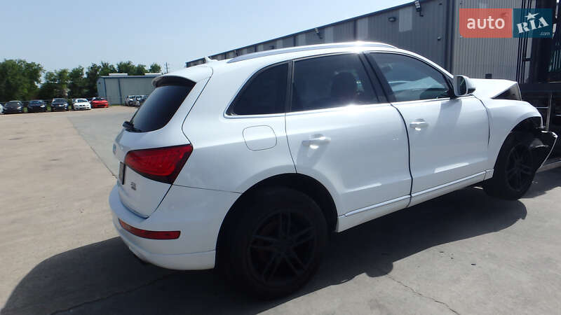 Позашляховик / Кросовер Audi Q5 2016 в Києві