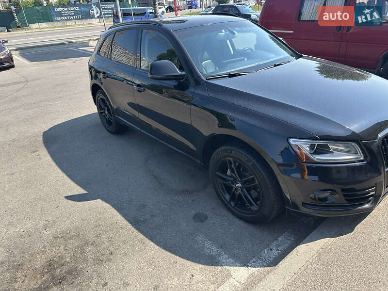 Внедорожник / Кроссовер Audi Q5 2015 в Киеве