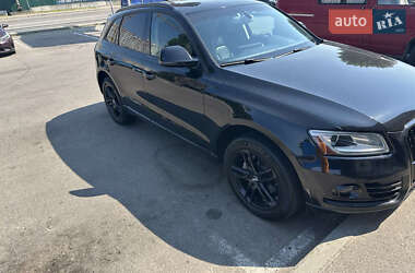 Позашляховик / Кросовер Audi Q5 2015 в 