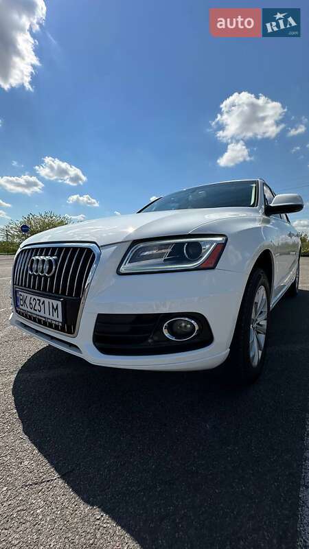 Внедорожник / Кроссовер Audi Q5 2015 в Одессе