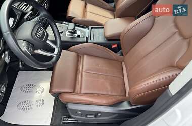 Внедорожник / Кроссовер Audi Q5 2020 в 