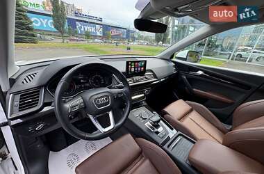 Внедорожник / Кроссовер Audi Q5 2020 в 