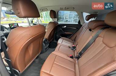 Внедорожник / Кроссовер Audi Q5 2020 в 
