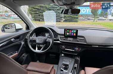 Внедорожник / Кроссовер Audi Q5 2020 в 