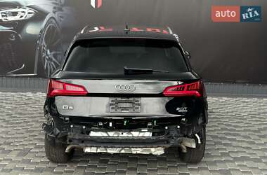 Внедорожник / Кроссовер Audi Q5 2018 в 