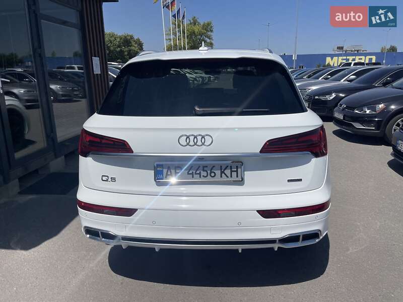 Позашляховик / Кросовер Audi Q5 2023 в Дніпрі