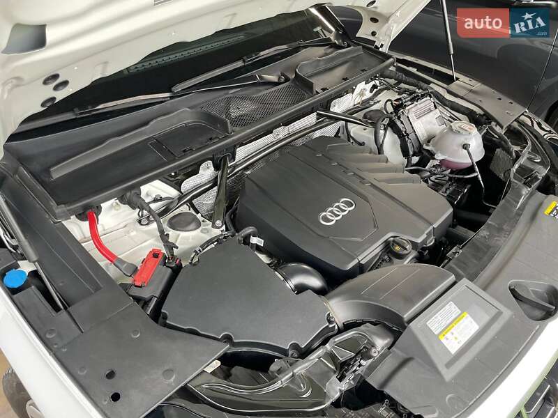 Позашляховик / Кросовер Audi Q5 2023 в Києві