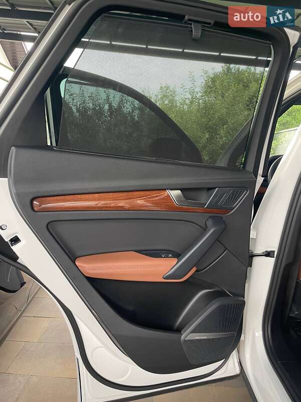 Позашляховик / Кросовер Audi Q5 2023 в Києві