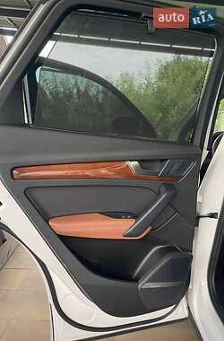 Внедорожник / Кроссовер Audi Q5 2023 в 