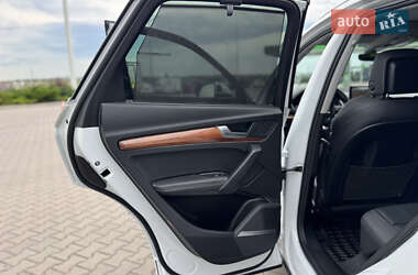 Внедорожник / Кроссовер Audi Q5 2023 в 