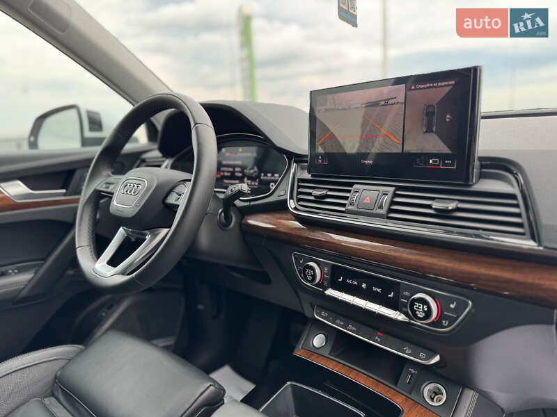 Внедорожник / Кроссовер Audi Q5 2023 в Ровно