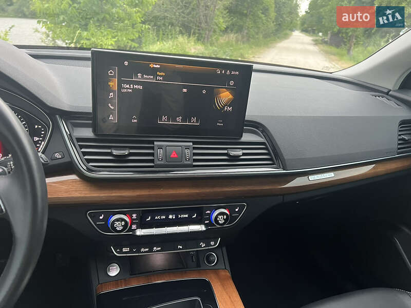 Внедорожник / Кроссовер Audi Q5 2022 в Киеве