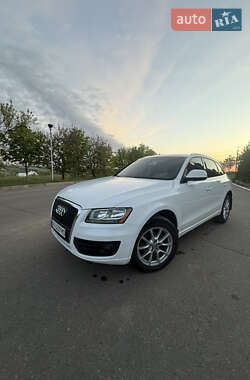 Внедорожник / Кроссовер Audi Q5 2010 в 