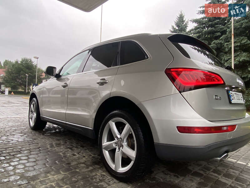 Внедорожник / Кроссовер Audi Q5 2012 в Ивано-Франковске