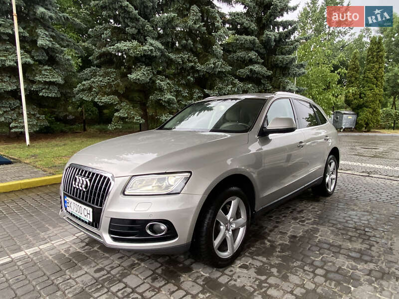 Внедорожник / Кроссовер Audi Q5 2012 в Ивано-Франковске