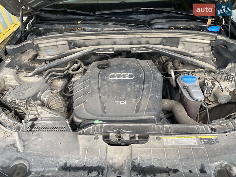 Внедорожник / Кроссовер Audi Q5 2012 в Ивано-Франковске