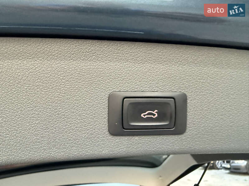 Внедорожник / Кроссовер Audi Q5 2015 в Ровно