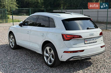 Внедорожник / Кроссовер Audi Q5 2021 в 