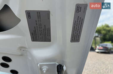 Внедорожник / Кроссовер Audi Q5 2021 в 