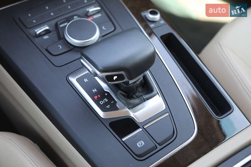 Позашляховик / Кросовер Audi Q5 2019 в Харкові