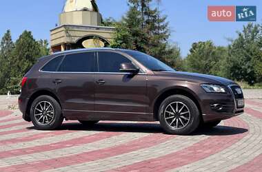 Позашляховик / Кросовер Audi Q5 2010 в 