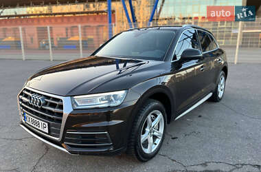 Внедорожник / Кроссовер Audi Q5 2017 в Киеве