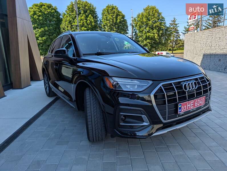 Позашляховик / Кросовер Audi Q5 2020 в Луцьку