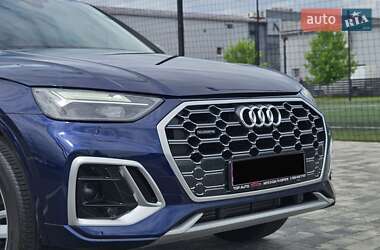 Внедорожник / Кроссовер Audi Q5 2022 в 