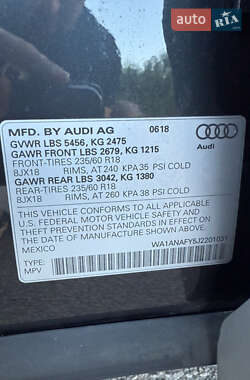 Позашляховик / Кросовер Audi Q5 2018 в 