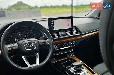 Внедорожник / Кроссовер Audi Q5 2022 в 
