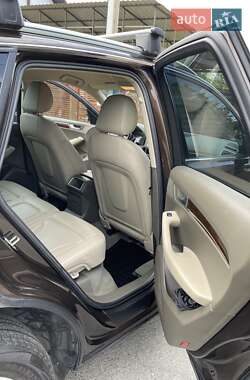 Внедорожник / Кроссовер Audi Q5 2012 в 