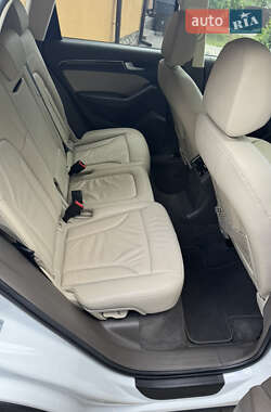 Внедорожник / Кроссовер Audi Q5 2013 в 