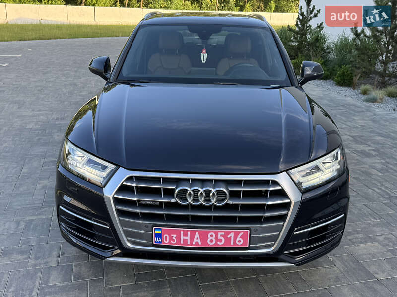 Позашляховик / Кросовер Audi Q5 2018 в Луцьку
