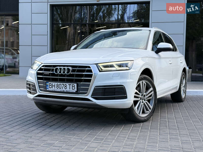 Позашляховик / Кросовер Audi Q5 2017 в Одесі