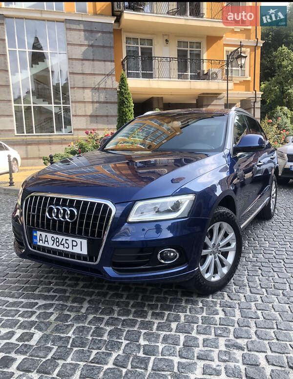 Позашляховик / Кросовер Audi Q5 2016 в Києві