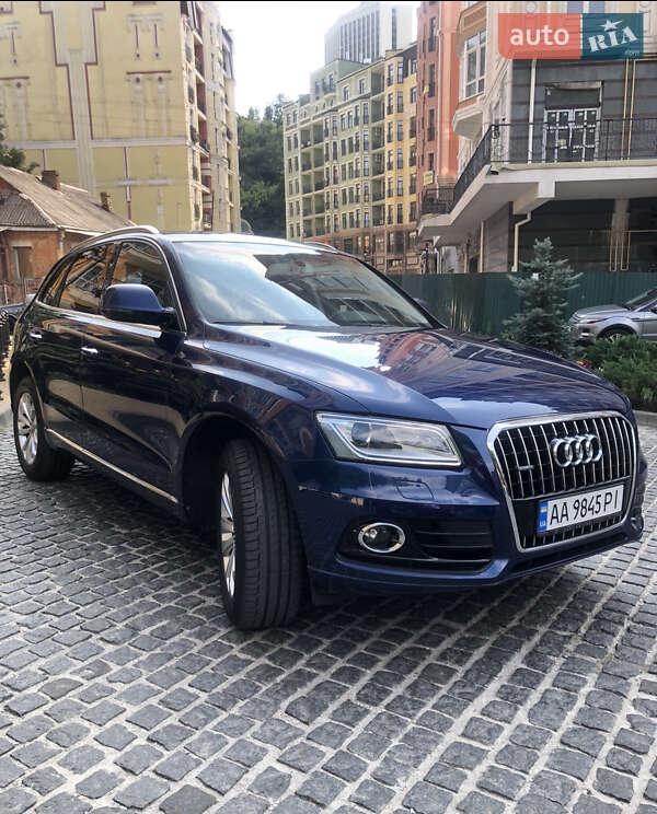 Позашляховик / Кросовер Audi Q5 2016 в Києві