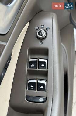 Внедорожник / Кроссовер Audi Q5 2013 в 