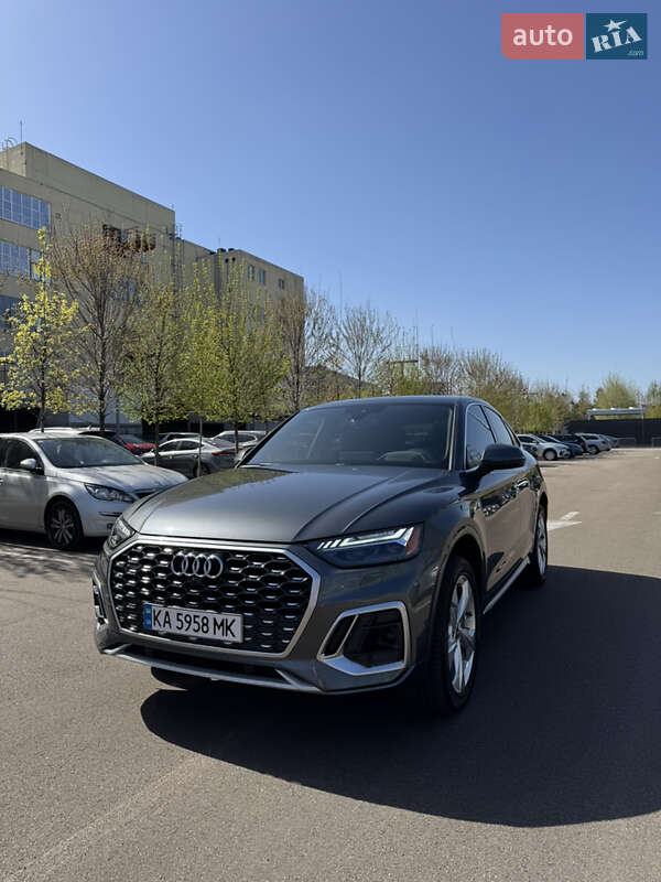 Внедорожник / Кроссовер Audi Q5 2023 в Киеве