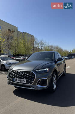 Внедорожник / Кроссовер Audi Q5 2023 в 