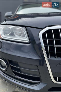 Внедорожник / Кроссовер Audi Q5 2015 в 