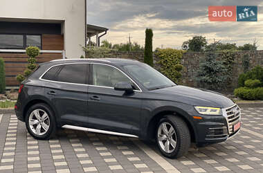 Внедорожник / Кроссовер Audi Q5 2019 в 