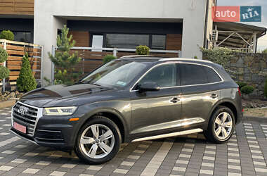 Внедорожник / Кроссовер Audi Q5 2019 в 
