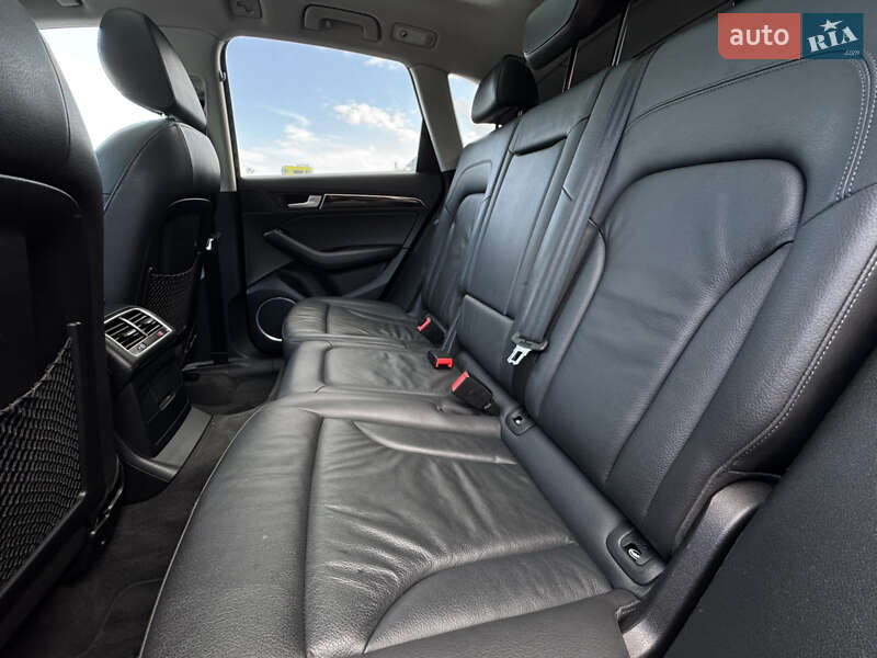 Позашляховик / Кросовер Audi Q5 2014 в Луцьку